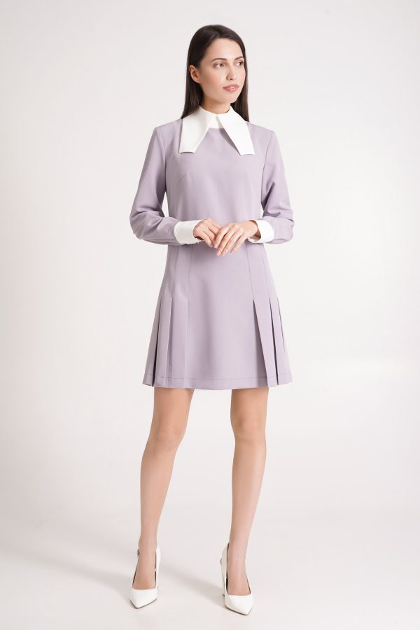 Light purple contrast collar dress