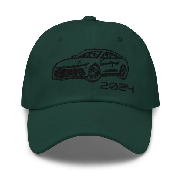 Car-themed embroidered baseball cap