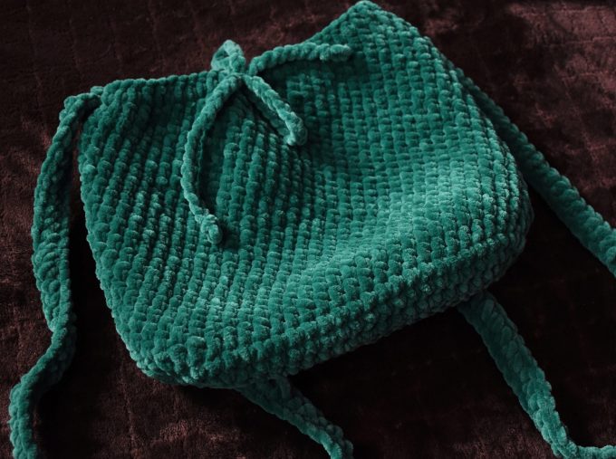 Forest-style knitted pet travel bag - Image 4