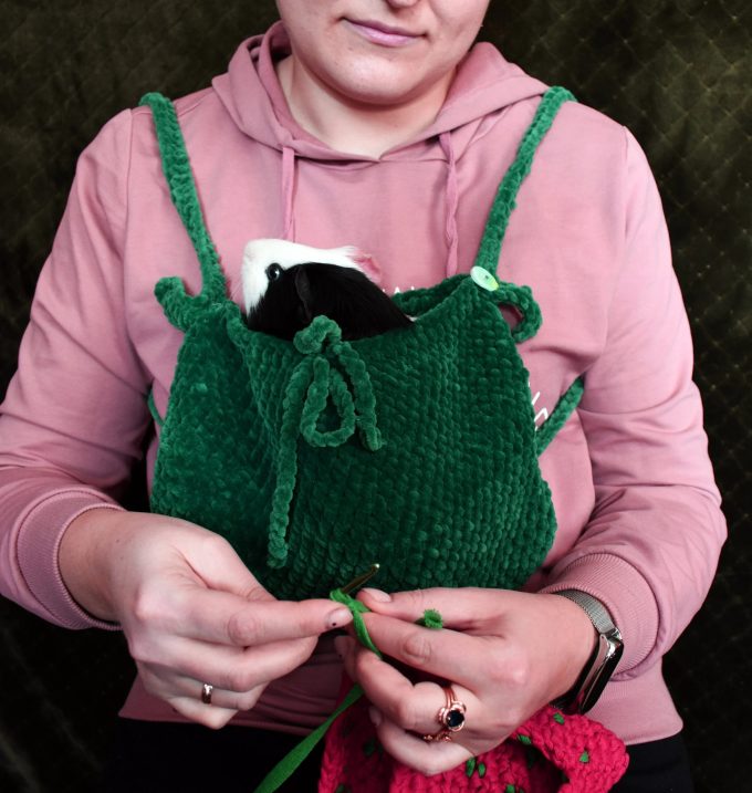 Forest-style knitted pet travel bag - Image 2